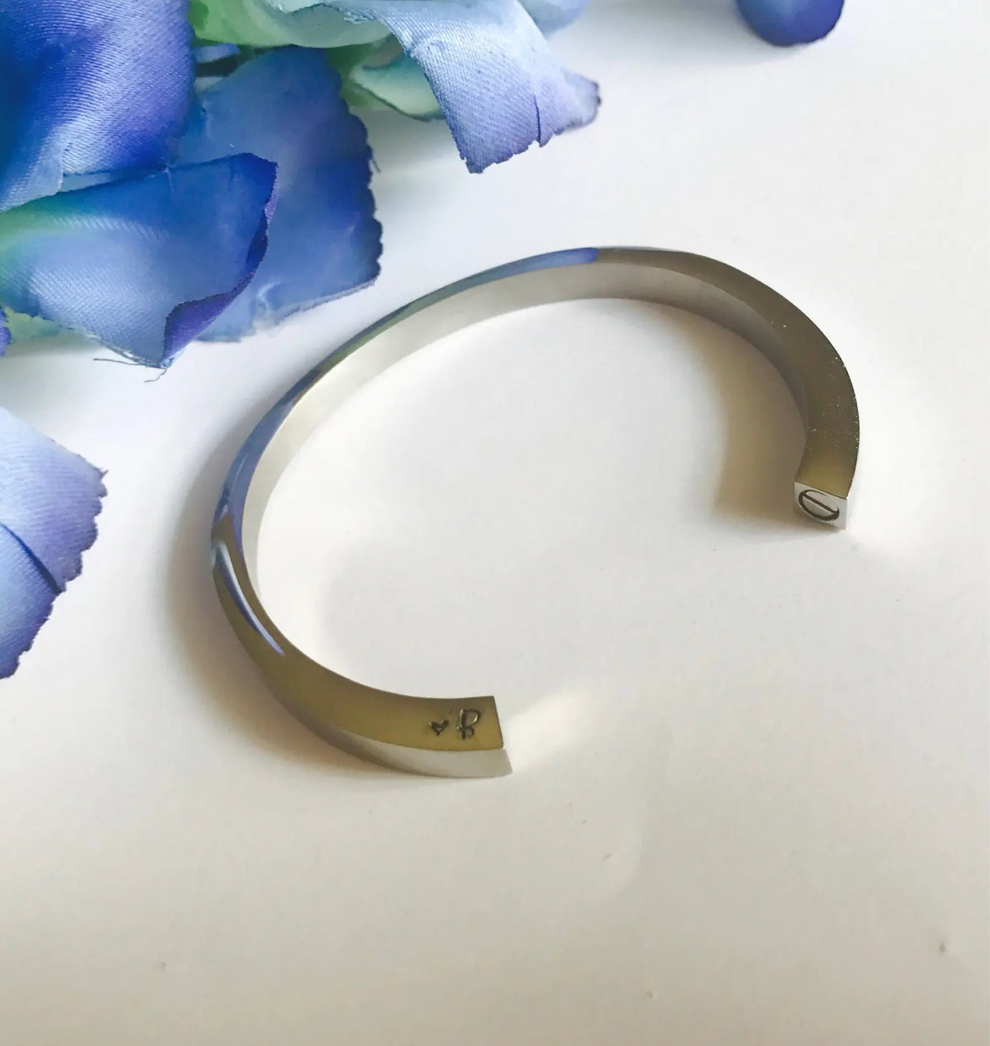 Cremation urn bracelet Personalized urn Ashes Bracelet memorial cremation urn urn cuff Memorial jewelry personalized urn