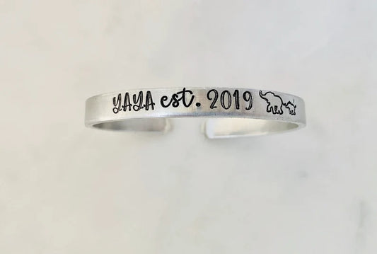 Pregnancy announcement new grandma yaya mimi nana nanny newly established grandma to be jewelry baby elephant grandma elephant cuff